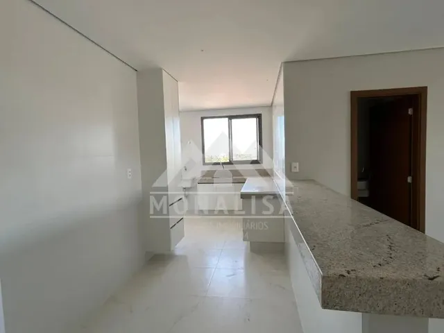 Imagem 12: Apartamento de Alto Luxo no Edifício Napoles