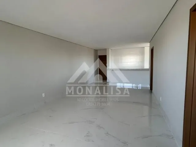 Imagem 2: Apartamento de Alto Luxo no Edifício Napoles