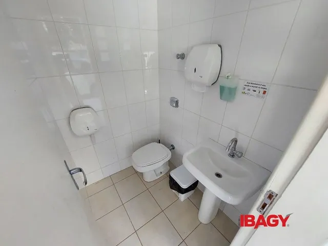 Imagem 6: Excelente Apartamento 3 Dormitório(S) em Córrego Grande - Florianópolis