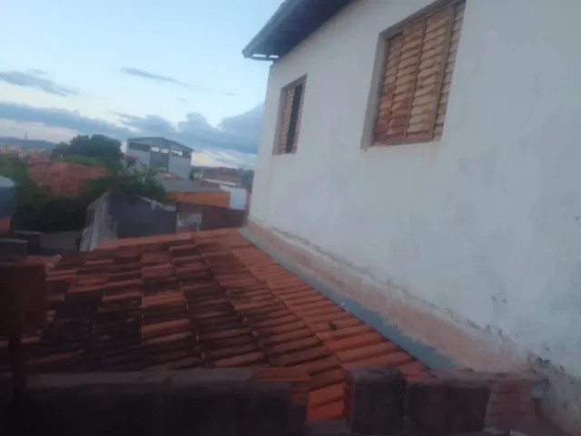 Imagem: Vendo Casa Aceito Carro Como Parte do Negócio