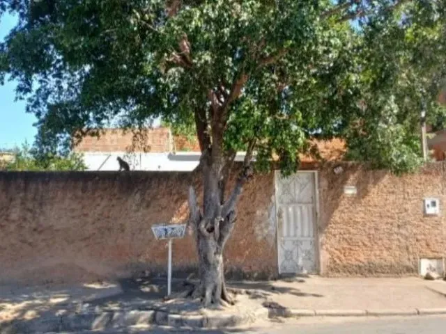 Imagem: Vendo Casa no Bairro Carmelo, na Cidade