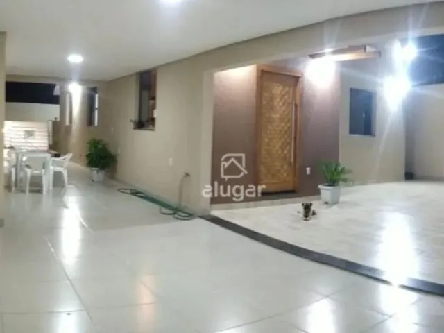 Imagem: Casa À Venda, 5 Quartos, 1 Suíte, 9 Vagas
