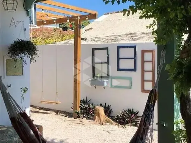 Imagem 3: Ampla Casa com 7 Quartos para Alugar na Lagoa da Conceição Florianópolis