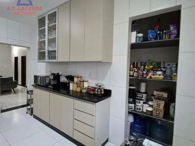Imagem 7: Casa com 4 Quartos - Cândida Câmara