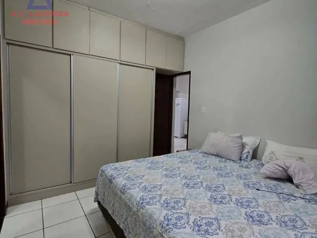 Imagem 11: Casa com 4 Quartos - Cândida Câmara