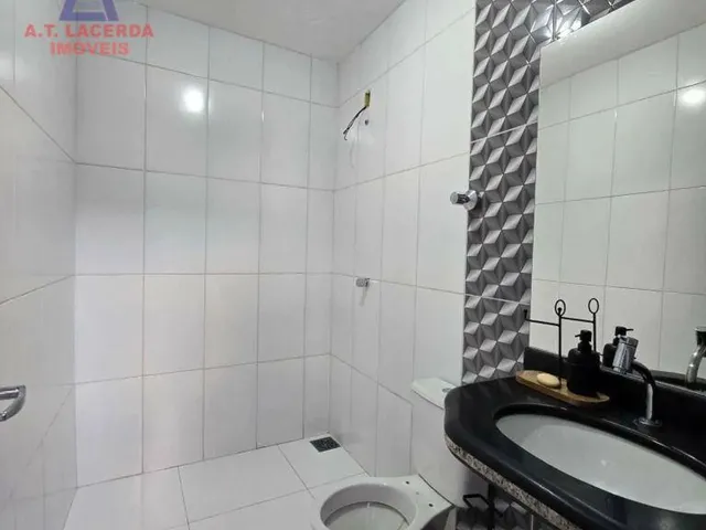 Imagem 15: Casa com 4 Quartos - Cândida Câmara