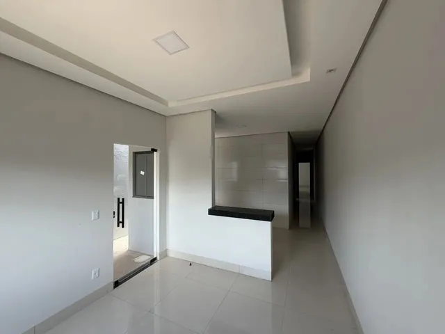Imagem 3: Casa para Venda em Montes Claros, Interlagos, 3 Dormitórios, 1 Suíte, 2 Banheiros, 2