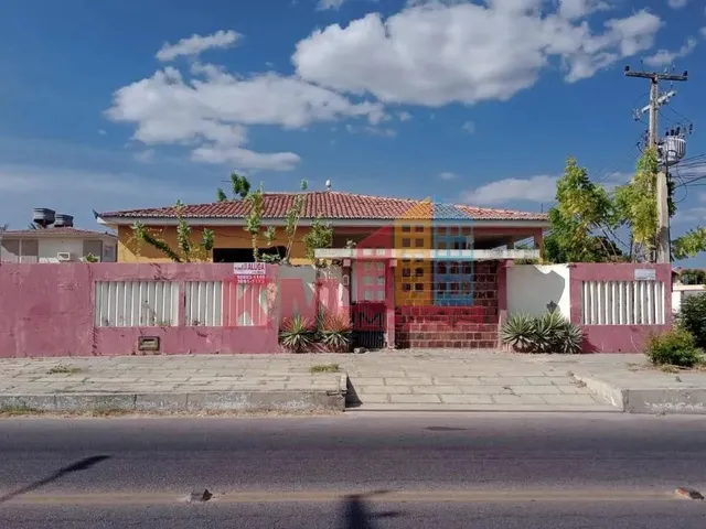 Imagem: Imóvel Comercial de Esquina - 10 Cômodos