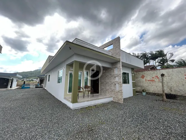 Imagem: Casa de 3 quartos com piscina!