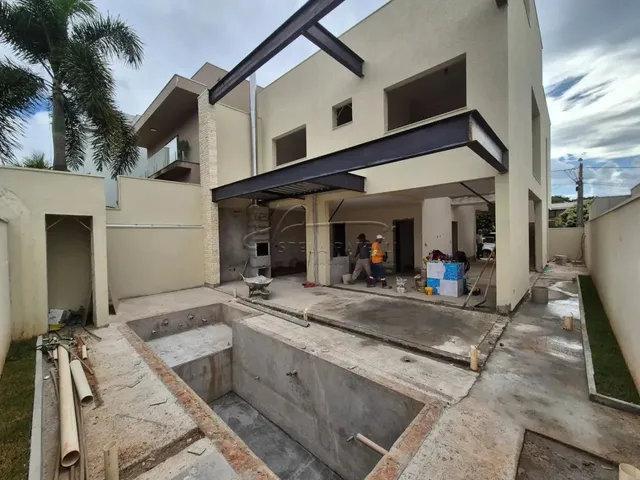 Imagem: Casa Sobrado de 209M² com 04 Suítes À