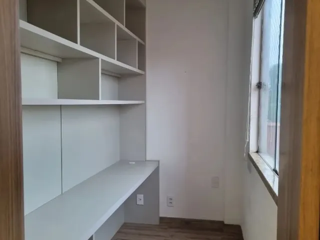 Imagem 2: Aluga-Se Excelente Apartamento Semi Mobiliado, Localizado no Coração da Cidade