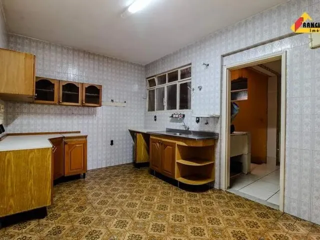Imagem 6: Apartamento para Aluguel, 4 Quartos, 1 Suíte, Vila Belo Horizonte - Divinópolis/Mg