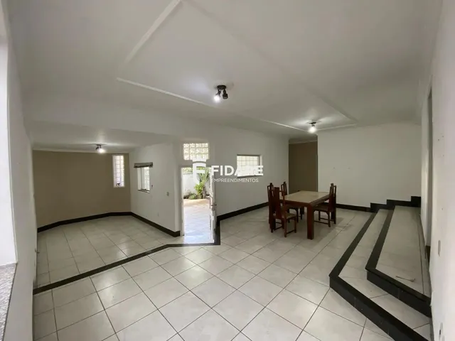 Imagem: Casa para Alugar no Bairro Ibituruna!