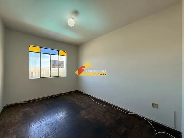 Imagem 2: Apartamento para Aluguel, 4 Quartos, 1 Suíte, Centro - Divinópolis/Mg