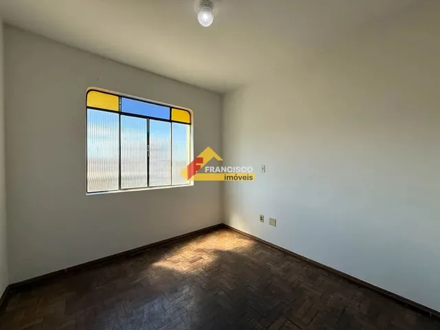 Imagem 14: Apartamento para Aluguel, 4 Quartos, 1 Suíte, Centro - Divinópolis/Mg