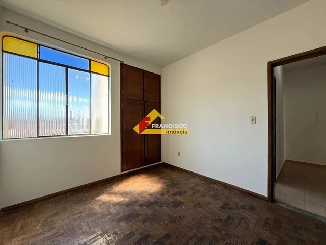 Imagem 10: Apartamento para Aluguel, 4 Quartos, 1 Suíte, Centro - Divinópolis/Mg