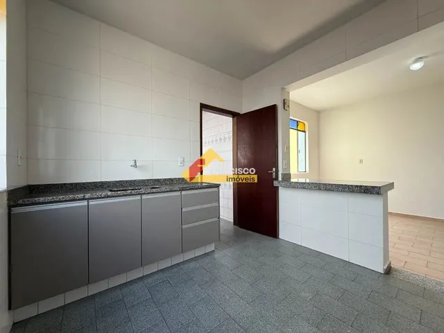 Imagem 5: Apartamento para Aluguel, 4 Quartos, 1 Suíte, Centro - Divinópolis/Mg