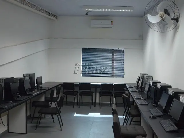 Imagem 2: Imóvel Comercial para Alugar no Centro de Londrina - Rua Professor João Cândido