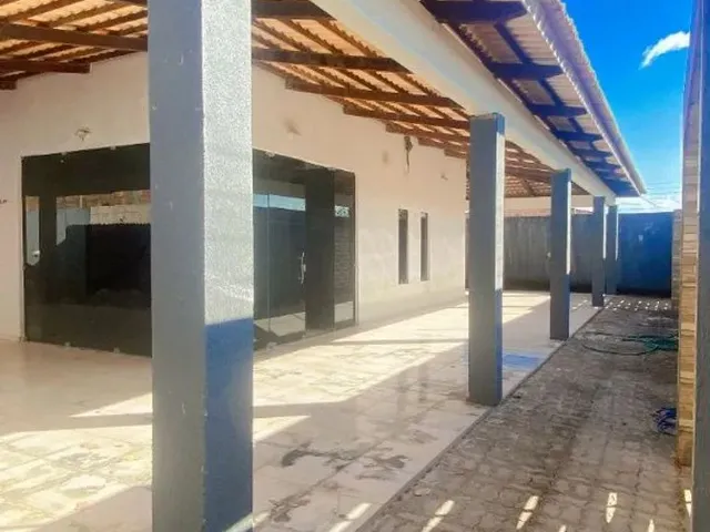 Imagem 8: Casa em Itarema: 4 Quartos, 2 Suítes, Deck com Churrasqueira e 7 Vagas