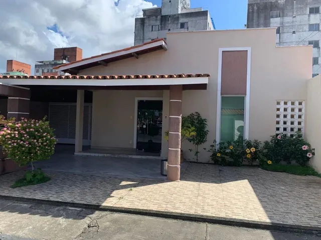 Imagem: Aluguel Casa 3 Quartos (1 Suíte) - Condomínio