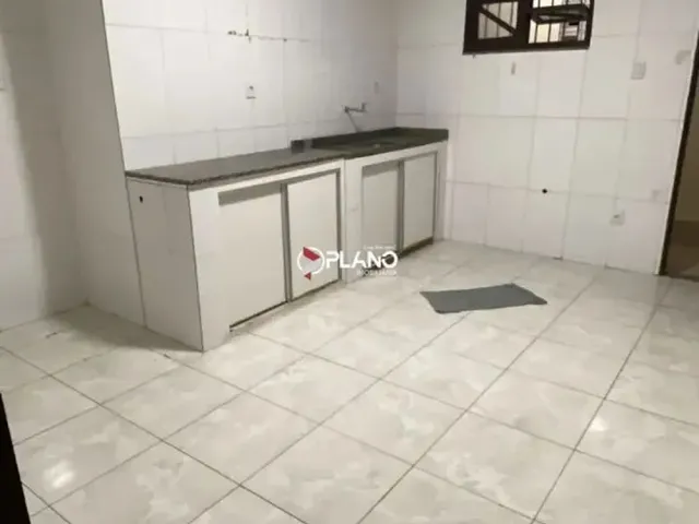 Imagem 11: Casa Térrea 2 Quartos (1 Suíte) Ampla e Espaçosa para Locação