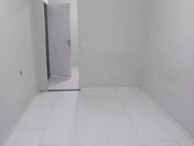 Imagem 4: Aluga-Se Casa em Cidade Nova 2/4 Primeiro Andar
