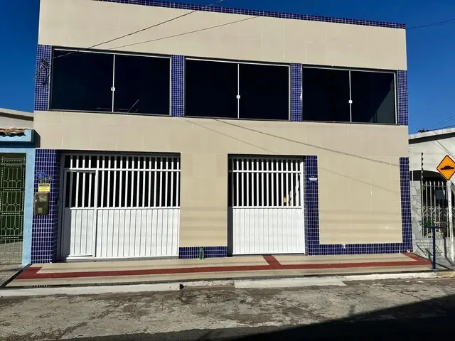 Imagem: Casa para Vender e Alugar em Rua Pública
