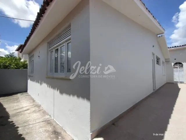 Imagem 3: Centro: Casa Ampla, Garagem, 3/4, Sendo 01 Suíte