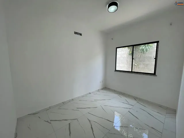 Imagem 12: Oportunidade! Casa no Sim, em Porcelanato, 2 Quartos, Suíte, Quintal, para Locação, No