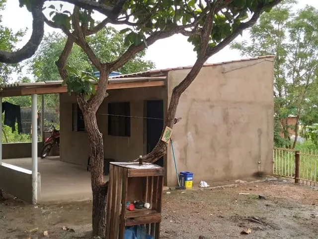 Imagem 2: Vendo Casa com 2 Terrenos Valor 70Mil