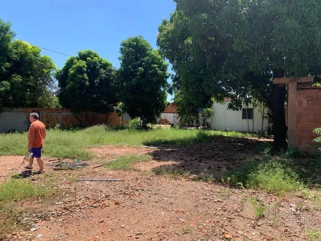 Imagem: O terreno possui 800m² de Área e está localizado em