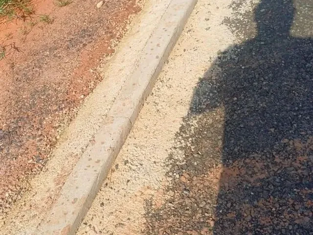 Imagem 2: Vendo Umas Terras
