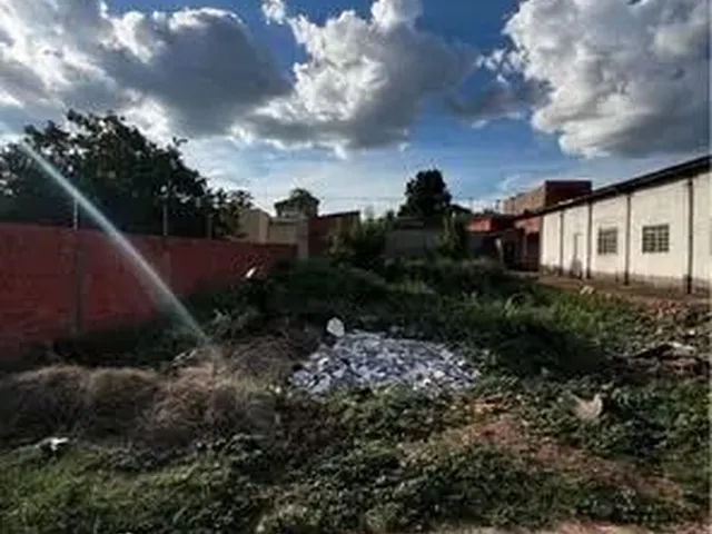 Imagem 4: Vende-Se Terreno ( 15 por 30 )