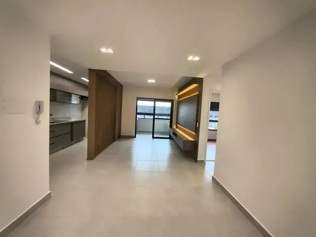 Imagem: O apartamento possui 2 Dormitórios, 1 Suíte, 1 Banheiro,