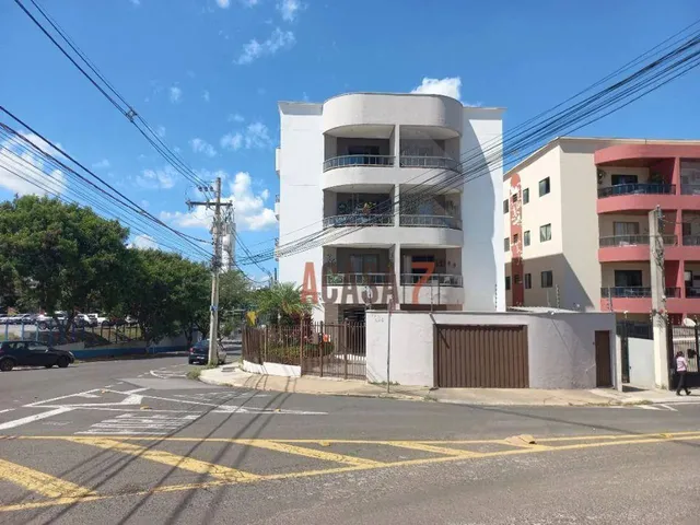 Imagem: O apartamento possui 2 Dormitórios, 1 Suíte, 2 Banheiros,