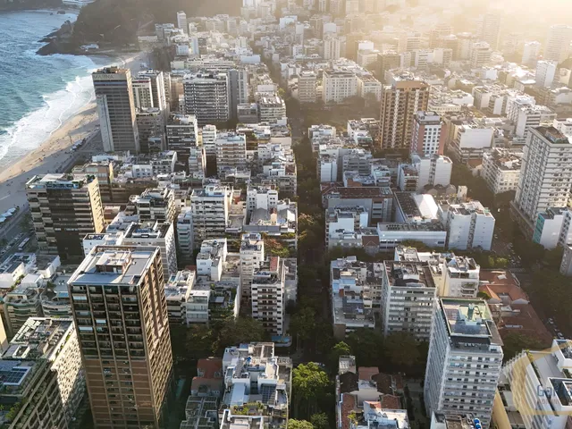 Imagem 2: Excelente Apartamento de 1 Quarto, com 38 M², Próximo À Praia, Ao Shopping Leblon e Ao