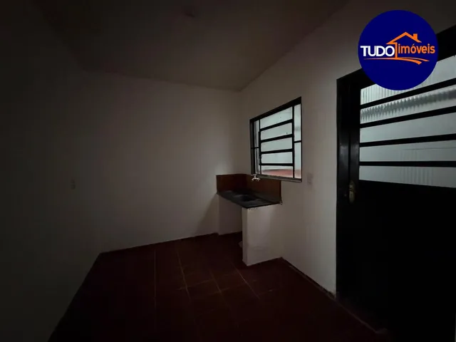 Imagem 3: Imperdível! Casa à venda em Brasília-DF, bairro Santa Maria: 2 quartos, 1 banheiro, 2