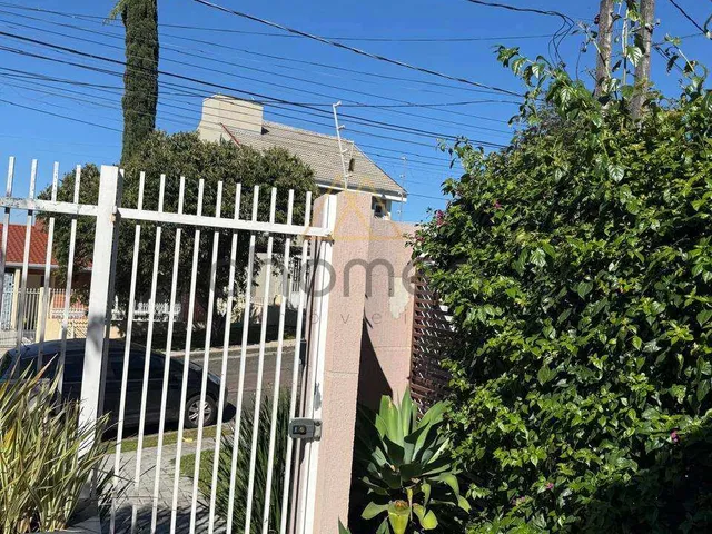 Imagem 2: Casa a Venda no Ahú com 3 Quartos