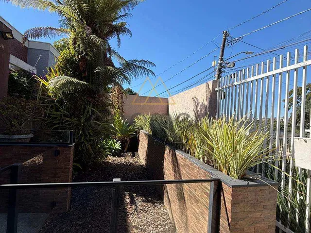 Imagem 13: Casa a Venda no Ahú com 3 Quartos