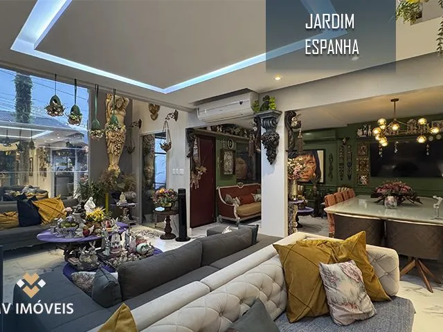 Imagem: A casa em condomínio possui 7 Dormitórios, 4 Suítes, 5 Banheiros