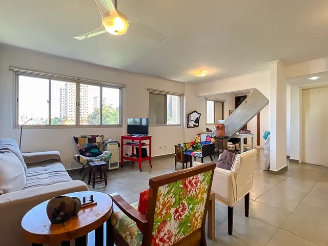 Imagem: O apartamento possui 1 Dormitório, 1 Banheiro, 1 Vaga na