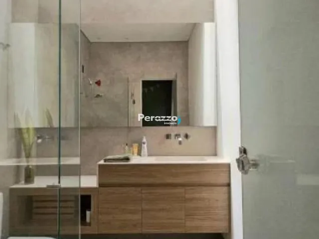 Imagem 2: Encantadora Casa Térrea 3 Suítes no Condomínio Solar da Serra - Jardim Botânico por