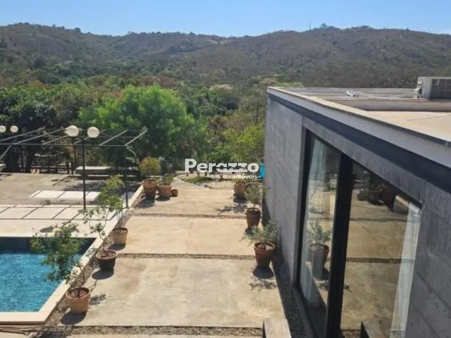 Imagem 6: Encantadora Casa Térrea 3 Suítes no Condomínio Solar da Serra - Jardim Botânico por