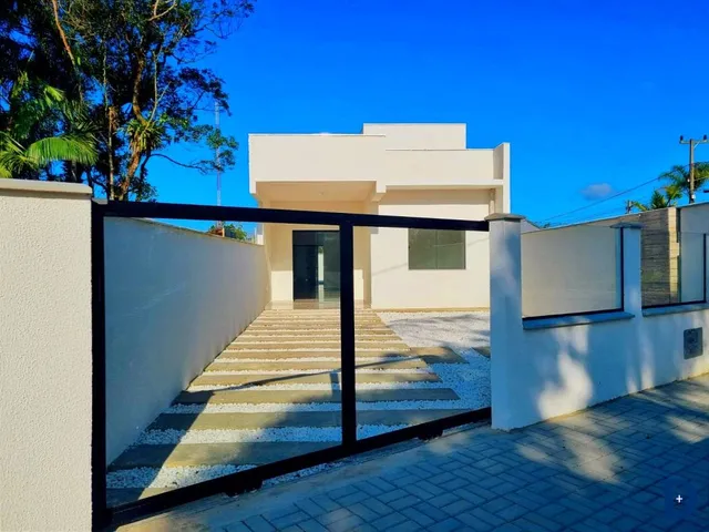 Imagem: Casa com 3 Quartos, À Venda em Itapoá