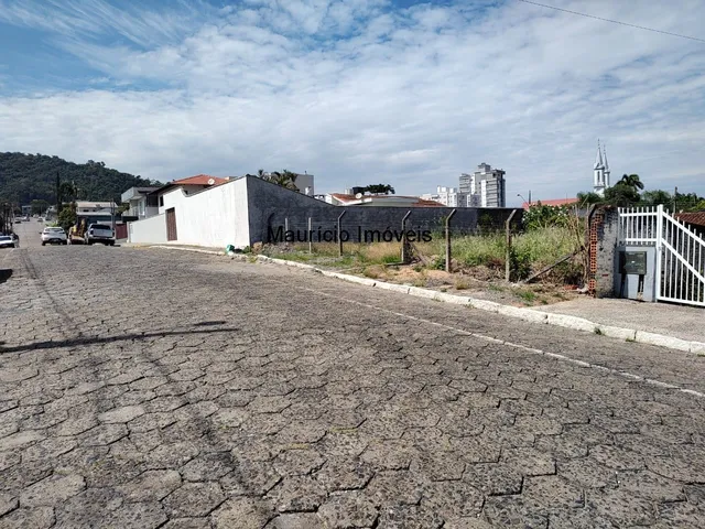 Imagem 1: Terreno residencial e comercial, 304,00 m², no centro da cidade de Ituporanga. Rua João