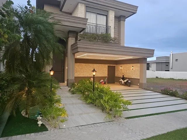 Imagem: A casa possui 5 Dormitórios, 5 Suítes, 6 Banheiros, 2