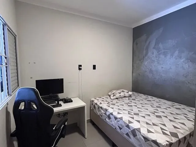 Imagem 9: Linda casa com ótimo padrão de acabamento para venda em Bonfim no Santa Cecilia, 3