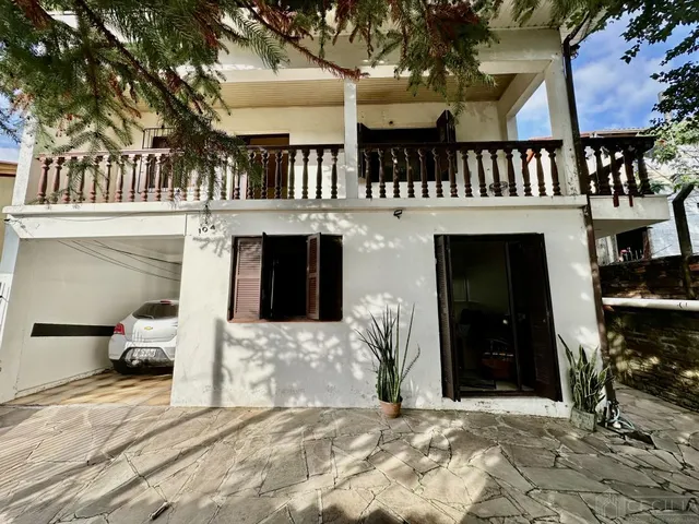 Imagem: Casa com 5 Dormitorio(S) Localizado(A) no