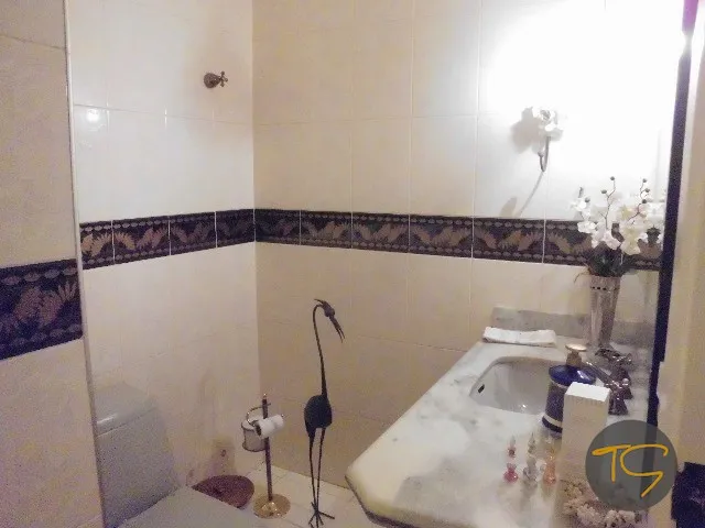 Imagem 12: Cobertura Cambui, 3 Dormitórios, 1 Suítes, 4 Banheiro, 2 Vagas na Garagem, 170M² De