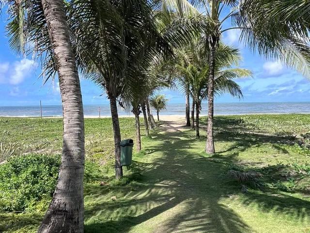 Imagem 12: Vendo Casa Duplex pé na areia de porteira fechada com 3 suítes, sendo a máster